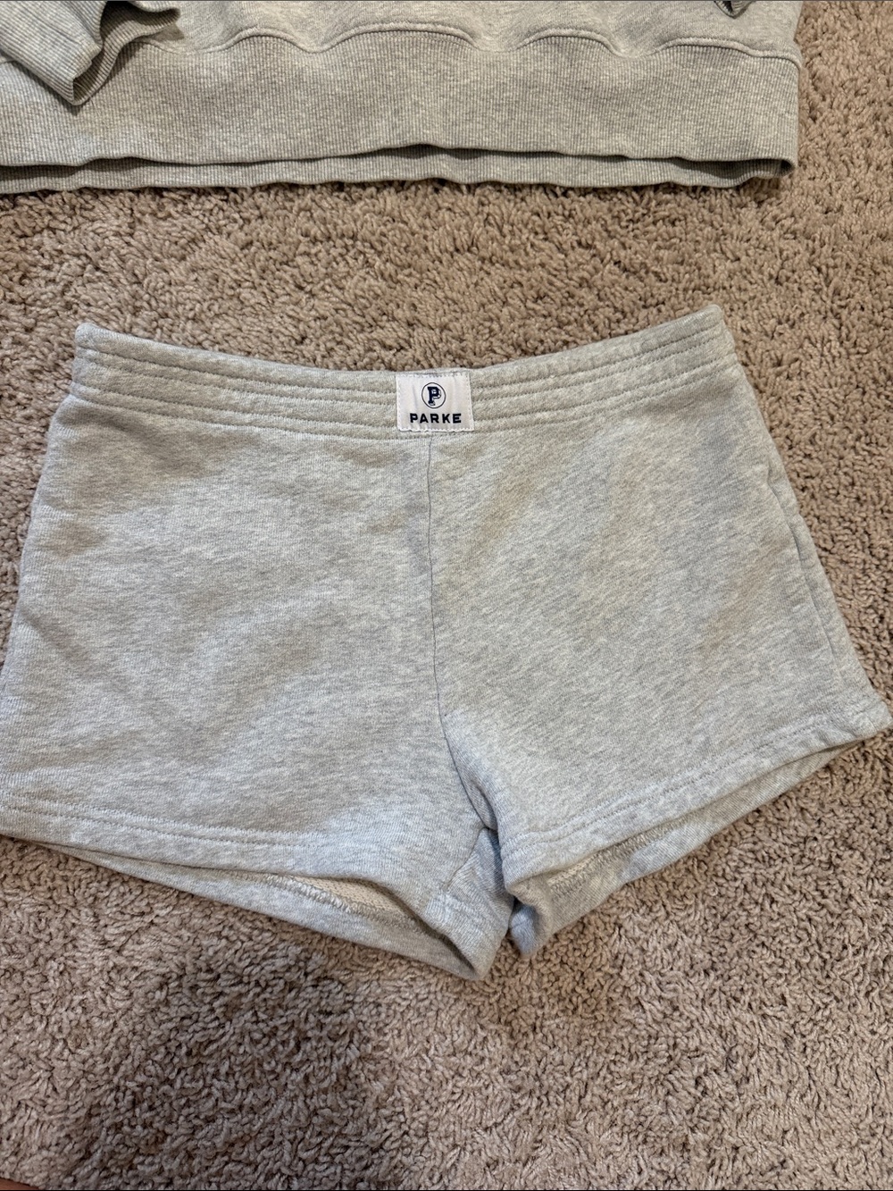 Parke Heather Gray Mockneck Sweatshirt AND Shorts with Navy Logo S/M - Picture 4 of 5